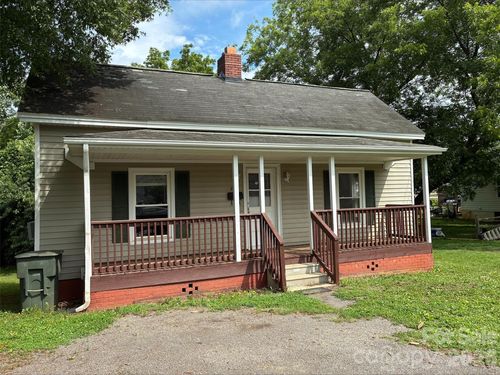 829 Spruce St, Mooresville, NC, 28115-3380 | Card Image