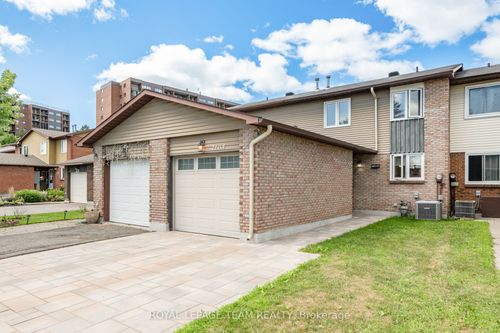 2604 S Southvale Crescent S, Elmvale Acres and Area, ON, K1B5B5 | Card Image