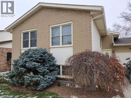 15 Monarch Dr, Chatham, ON, N7L5G6 | Card Image