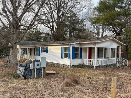 377 Kings Ridge Rd, Randleman, NC, 27317-7791 | Card Image