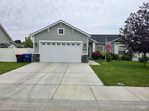 2464 Village St, Twin Falls, ID, 83301-4698 | Card Image