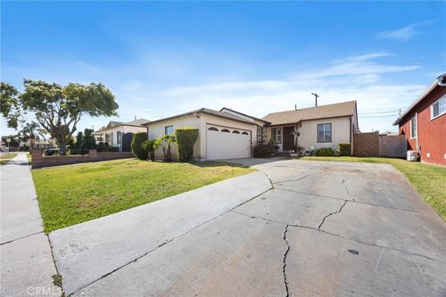 1801 W Brazil St, Compton, CA, 90220-1409 | Card Image