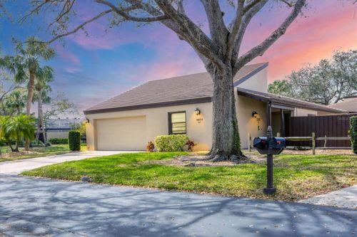 3933 Glen Oaks Manor Dr, SARASOTA, FL, 34232-1041 | Card Image