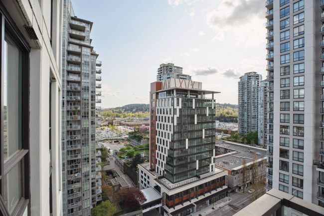 1708 - 3007 Glen Dr, Condo with 1 bedrooms, 1 bathrooms and 1 parking in Coquitlam BC | Image 32