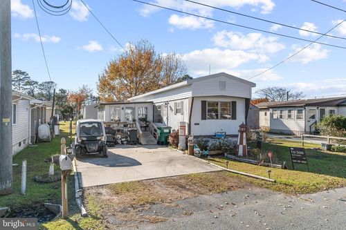 5372 Mccleary Dr, CHINCOTEAGUE ISLAND, VA, 23336-3212 | Card Image