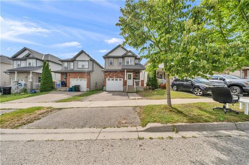 425 Speckled Alder St, Waterloo, ON, N2V2T5 | Card Image
