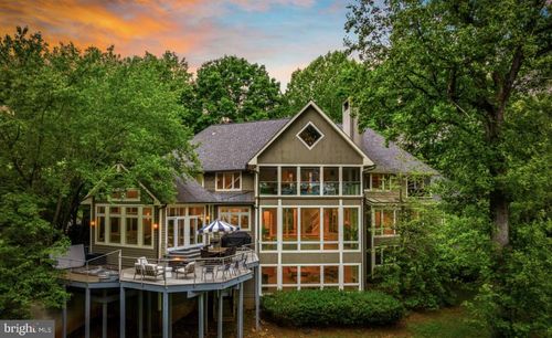 390 Saddleback Knl, NELLYSFORD, VA, 22958-8041 | Card Image