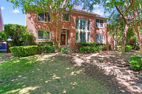 2225 Yaupon Drive, Irving, TX, 75063 | Card Image