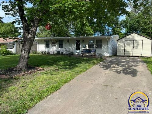 1328 E 16th St, Lawrence, KS, 66044-4312 | Card Image