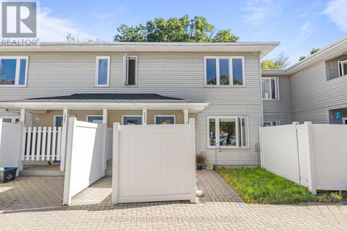 g-1035 Cummings Avenue, Ottawa, ON, K1J9K5 | Card Image