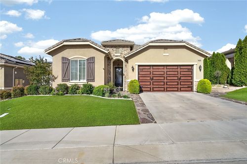 370 Irvine Park, Beaumont, CA, 92223 | Card Image