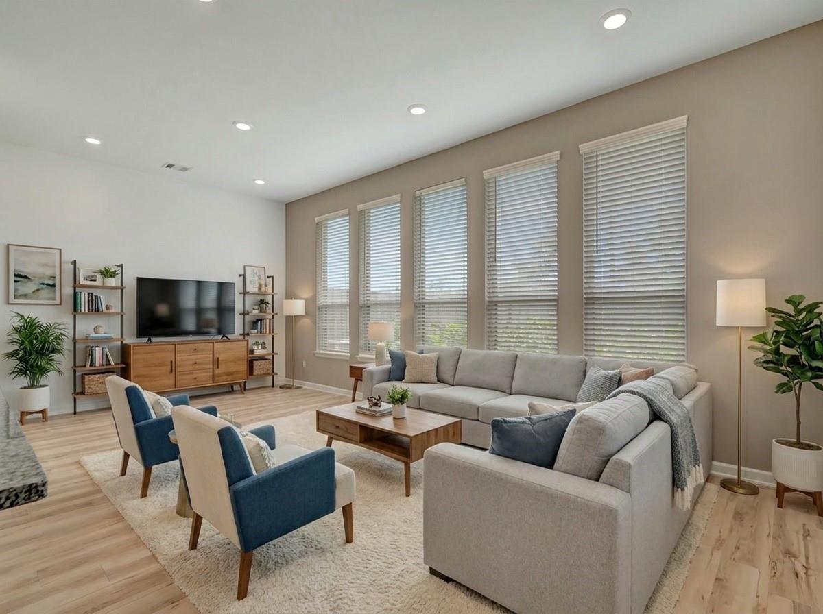 Residential Lease in Iowa Colony 5