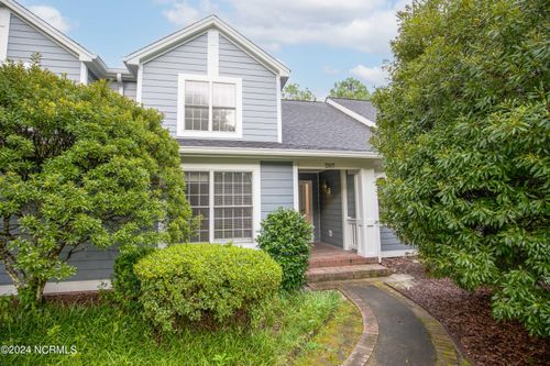 287 N Knoll Rd, Southern Pines, NC, 28387-2936 | Card Image