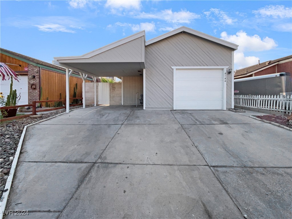 Broadriver Dr, Las Vegas, NV 89108
