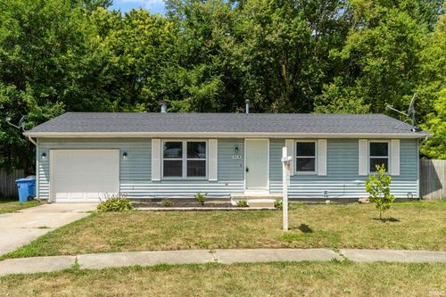 414 Arrowhead Ct, Columbia City, IN, 46725-8797 | Card Image