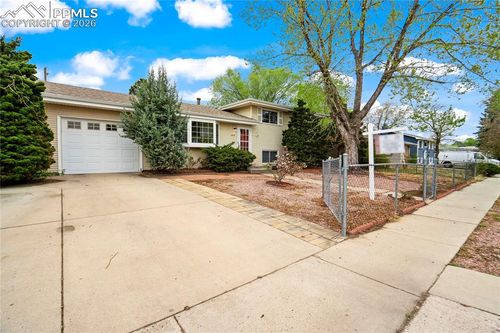 1610 Dixon Dr, Colorado Springs, CO, 80909-2643 | Card Image