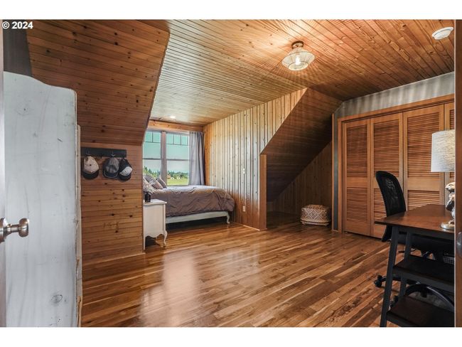 17765 Monnier Rd Ne, House other with 5 bedrooms, 4 bathrooms and 4 parking in Hubbard OR | Image 19
