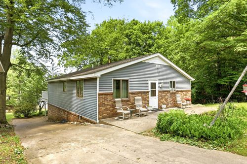 3164 Kimberly Drive, Millington Township, MI, 48746 | Card Image