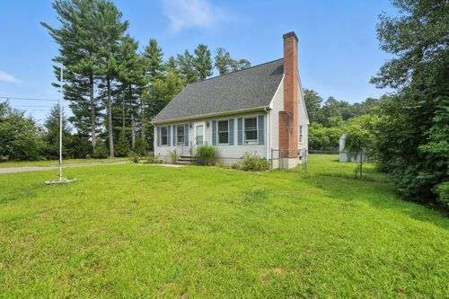 131 Raffia Rd, Enfield, CT, 06082-5629 | Card Image