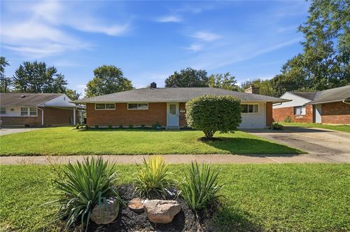 6409 Harshmanville Rd, Huber Heights, OH, 45424-3719 | Card Image