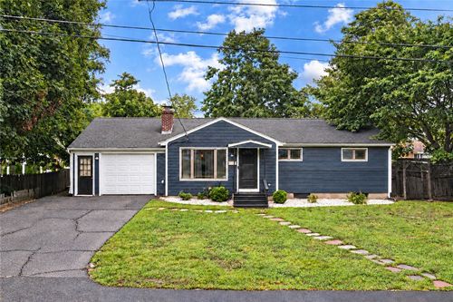 123 Lockhaven Rd, Warwick, RI, 02889-1319 | Card Image