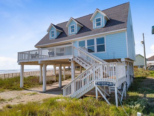 17812 Veracruz Blvd, Galveston, TX, 77554-1121 | Card Image