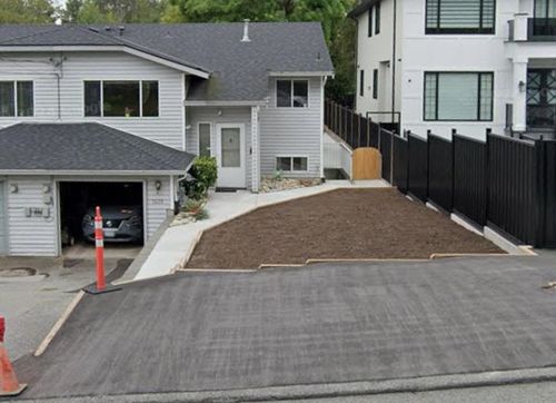 7435 Willard St, Burnaby, BC, V3N2W2 | Card Image