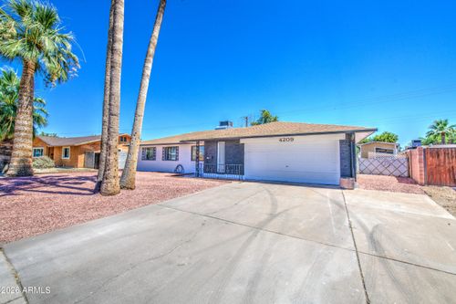 4209 W Townley Ave, Phoenix, AZ, 85051-3671 | Card Image
