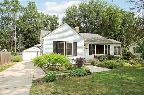 1525 Ramsey St, Hastings, MN, 55033-3127 | Card Image