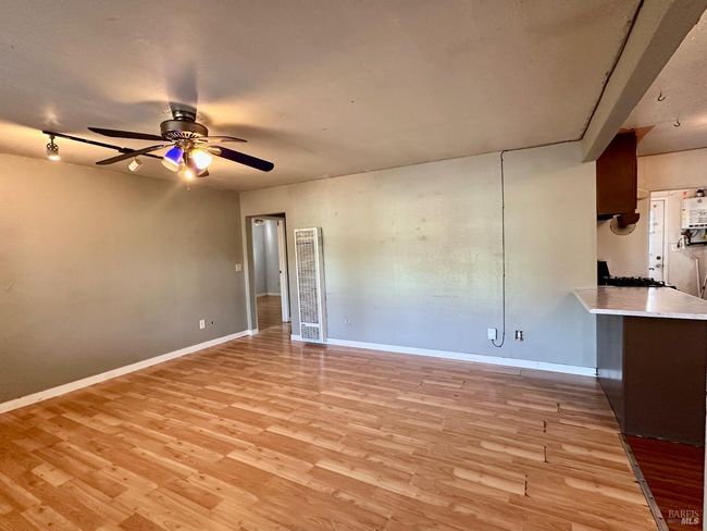 1020 Temple Ave, House other with 2 bedrooms, 1 bathrooms and 2 parking in Santa Rosa CA | Image 4