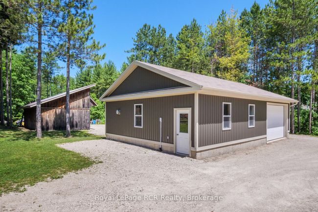 743055 Sideroad 10, House other with 3 bedrooms, 3 bathrooms and 10 parking in Chatsworth ON | Image 33
