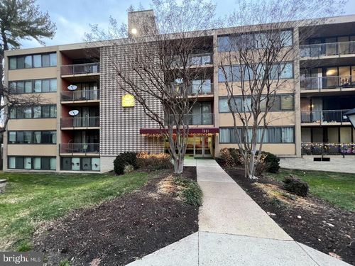 apt-204-4 S Van Dorn St, ALEXANDRIA, VA, 22304-4232 | Card Image