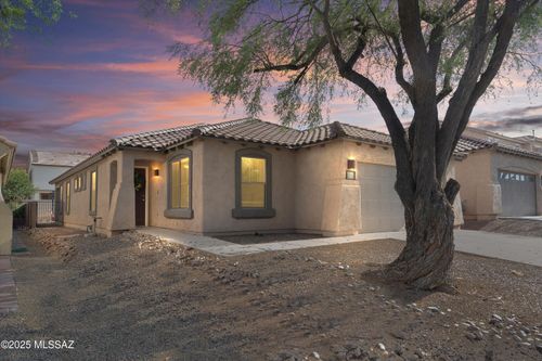 91 W Calle Mantilla, Sahuarita, AZ, 85629-6635 | Card Image