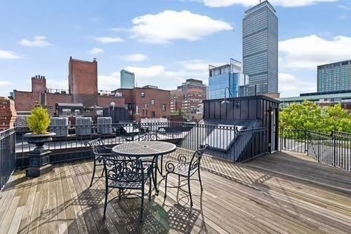 e-302 Commonwealth Ave, Boston, MA, 02115-2400 | Card Image