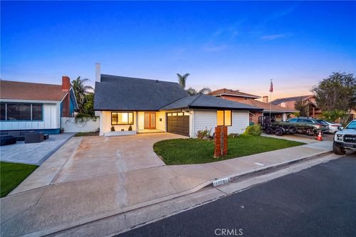 10091 Edye Dr, Huntington Beach, CA, 92646-5442 | Card Image