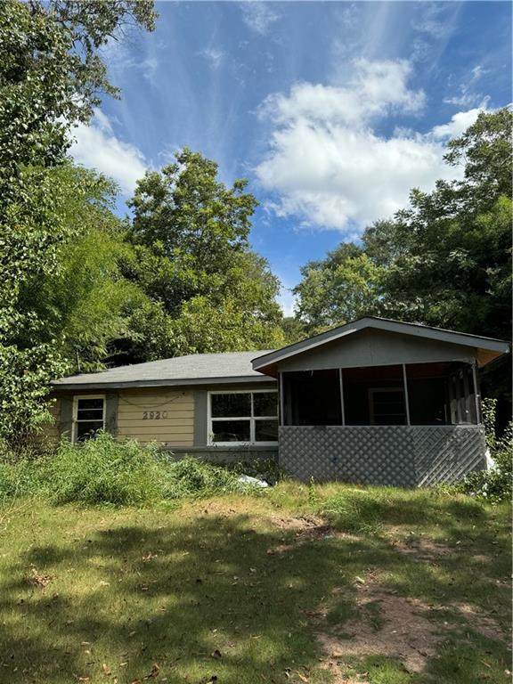 Hall Dr, Smyrna, GA 30082