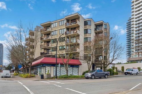 305-1521 George St, White Rock, BC, V4B4A4 | Card Image