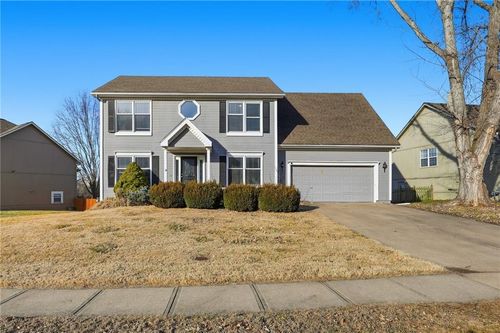 1175 Sw Santa Fe Dr, Lee's Summit, MO, 64081-3252 | Card Image