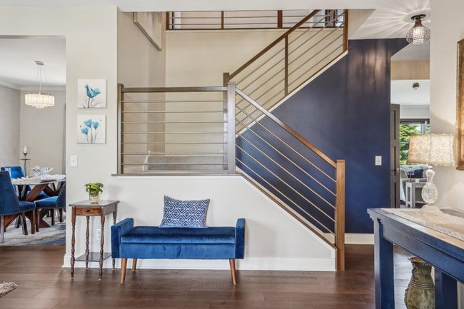 Modern, updated railing | Image 4