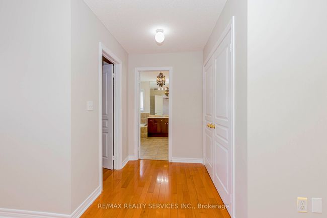 33 Leparc Rd, House other with 7 bedrooms, 5 bathrooms and 5 parking in Brampton ON | Image 26