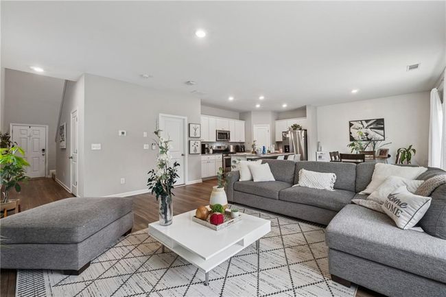 4777 Waxwing St, House other with 4 bedrooms, 3 bathrooms and null parking in Hoschton GA | Image 7