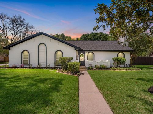 505 Pilgrim Ln, Friendswood, TX, 77546-4031 | Card Image