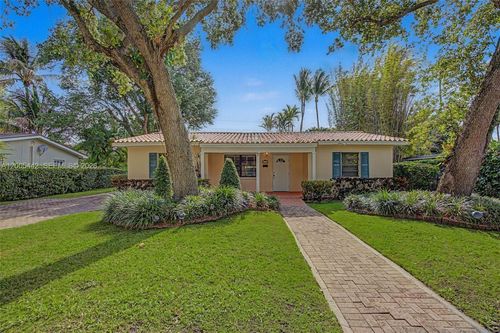 8115 Sw 63rd Pl, Miami, FL, 33143-8040 | Card Image