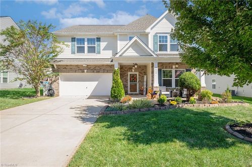 4439 Wedge Dr, Pfafftown, NC, 27040-9834 | Card Image