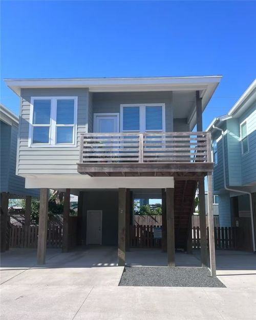 2-1624 S 11th St, Port Aransas, TX, 78373-5763 | Card Image