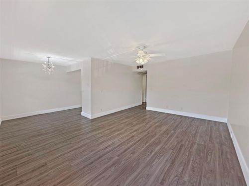 apt-206b-850 Sw 133rd Ter, Pembroke Pines, FL, 33027-7006 | Card Image