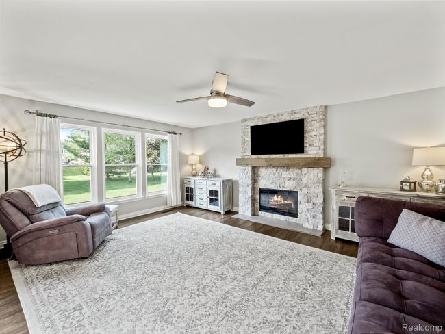 8-web-or-mls-P2144772.jpg | Image 4