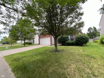 15094 Dry Creek Road, House other with 3 bedrooms, 2 bathrooms and null parking in Noblesville IN | Image 2