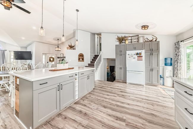 6305 Duncan Place, House other with 4 bedrooms, 3 bathrooms and 4 parking in Olds AB | Image 14