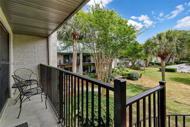 APT-54 - 26 S Forest Beach Dr, Condo with 2 bedrooms, 3 bathrooms and null parking in Hilton Head Island SC | Image 18
